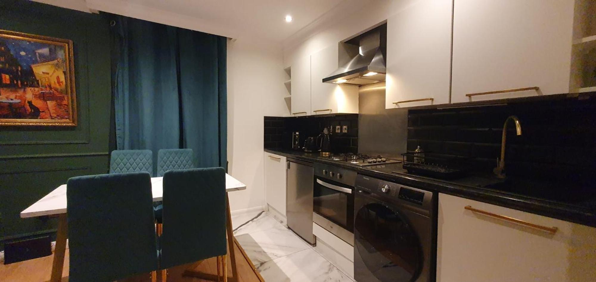 Luxurious Flat 19Min From London, 7Min To Station Apartment Harrow Exterior photo