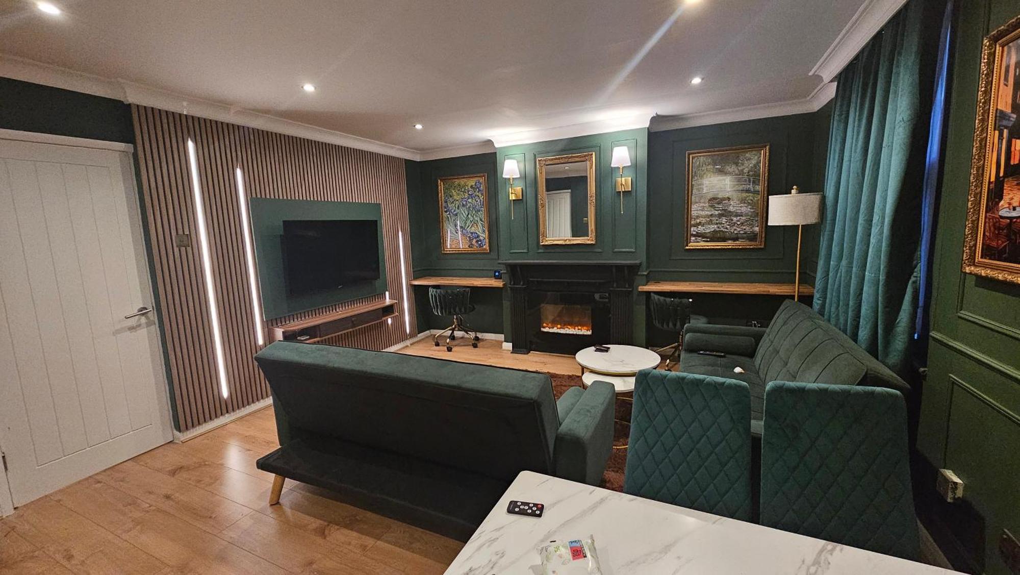Luxurious Flat 19Min From London, 7Min To Station Apartment Harrow Exterior photo